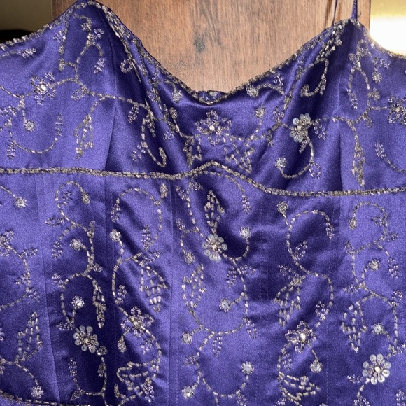 Purple formal 19/20 xxl beaded bodice ruched full skirt strapless prom ball gown - Picture 4 of 7